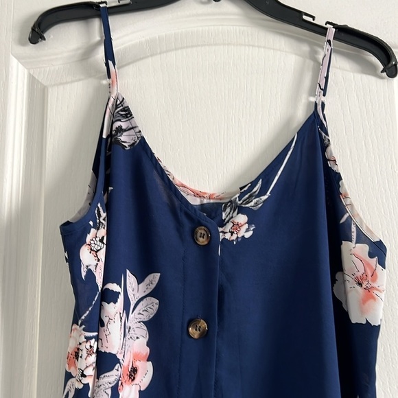 Floral navy blue, white, & pink button down tank top Large adjustable straps - Picture 9 of 12